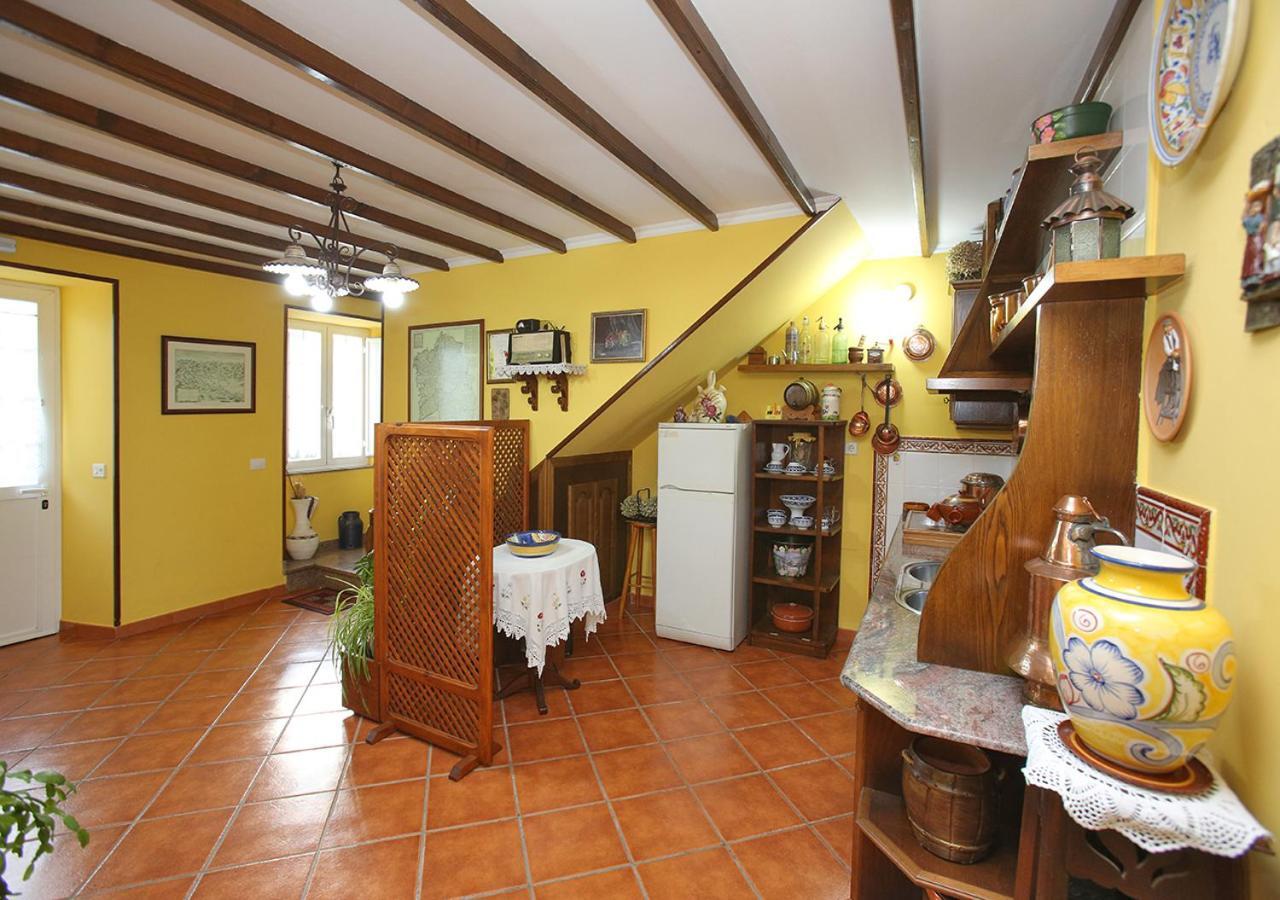 Casa Elena Turismo Rural Reinante Exterior photo